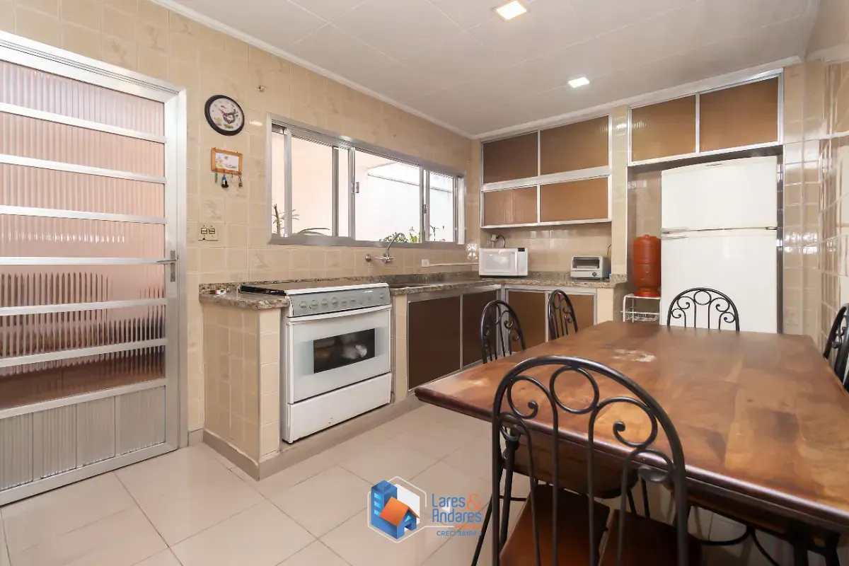 Casa, 3 quartos, 160 m² - Foto 2