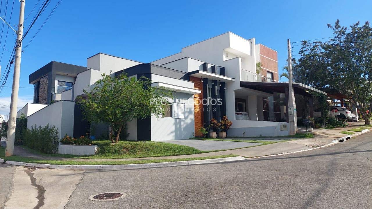Casa à venda com 3 quartos, 115m² - Foto 1