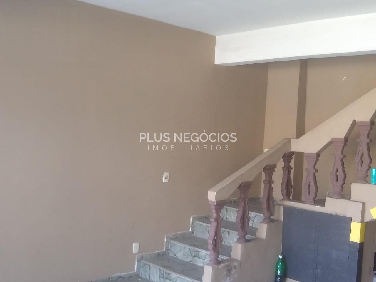 Casa à venda com 2 quartos, 120m² - Foto 17
