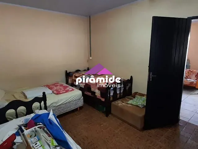 Casa com 250m² 2 quartos e 2 banheiros, à venda, no bairro Porto Novo em Caraguatatuba
