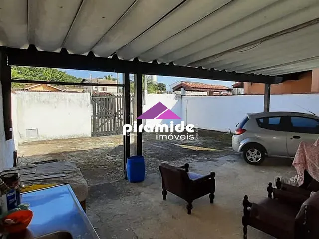 Casa com 250m² 2 quartos e 2 banheiros, à venda, no bairro Porto Novo em Caraguatatuba