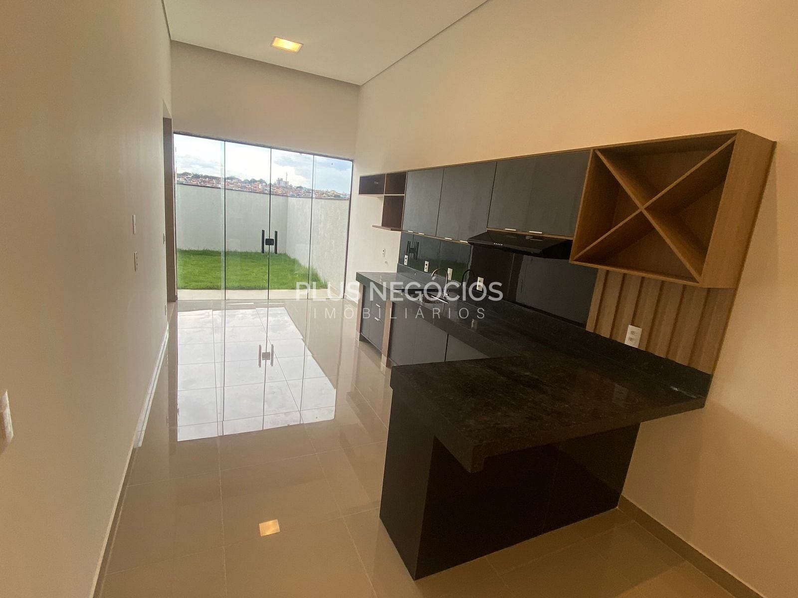 Casa à venda com 3 quartos, 114m² - Foto 3