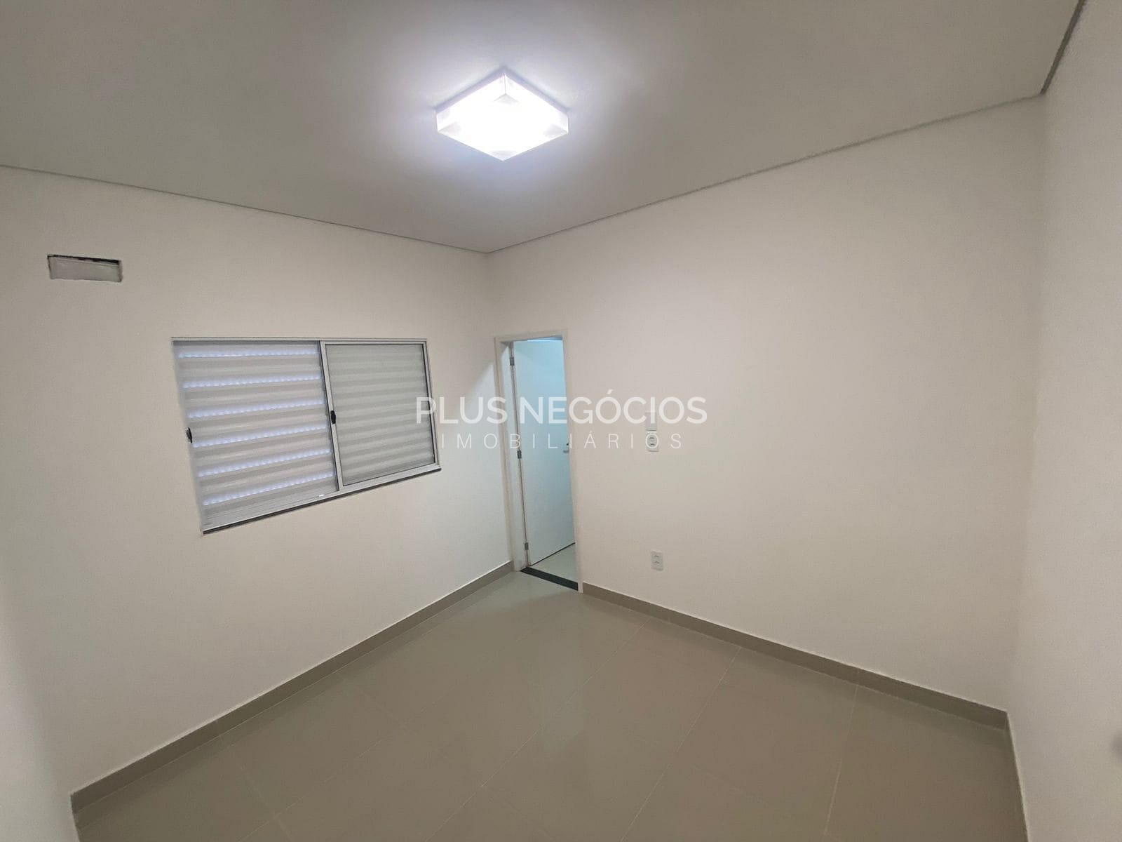 Casa à venda com 3 quartos, 114m² - Foto 8