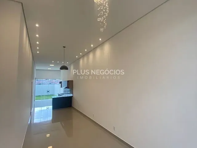 Casa com 220m² 3 quartos e 2 banheiros, à venda, no bairro Wanel Ville em Sorocaba
