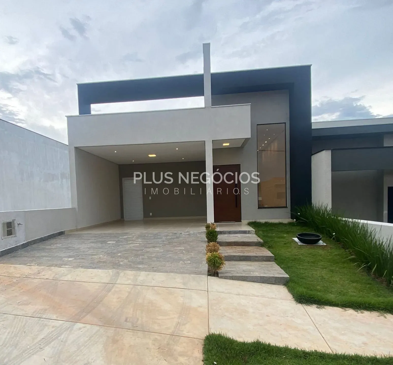 Casa, 3 quartos, 114 m² - Foto 1