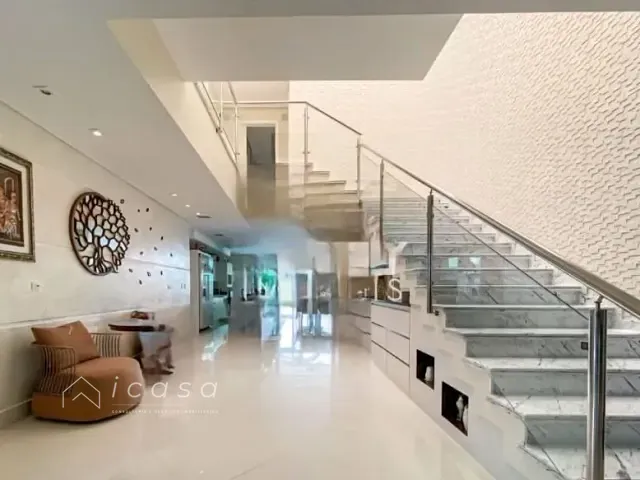 Casa com 1200m² 6 quartos e 9 banheiros, à venda, no bairro Condomínio Chácara Serimbura em São José dos Campos