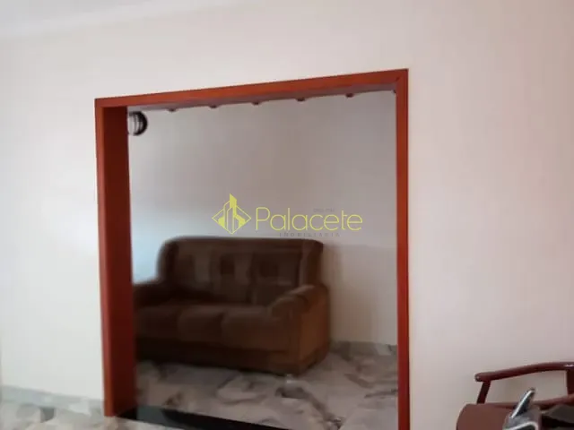 Casa com 270m² 2 quartos e 1 banheiro, à venda, no bairro Maria Áurea em Pindamonhangaba
