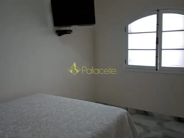 Casa com 270m² 2 quartos e 1 banheiro, à venda, no bairro Maria Áurea em Pindamonhangaba