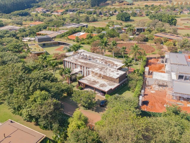 Casa com 2569m² 6 quartos e 10 banheiros, à venda ou para alugar, no bairro Condomínio Fazenda Boa Vista em Porto Feliz