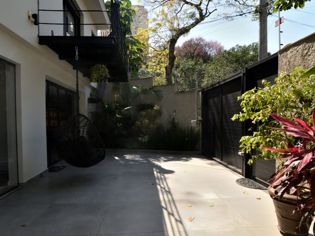 Foto do Casa - Casa tipo para venda em Vila Madalena com 3 quartos, sendo 2 suítes, 221m² | Lares e Andares Imóveis