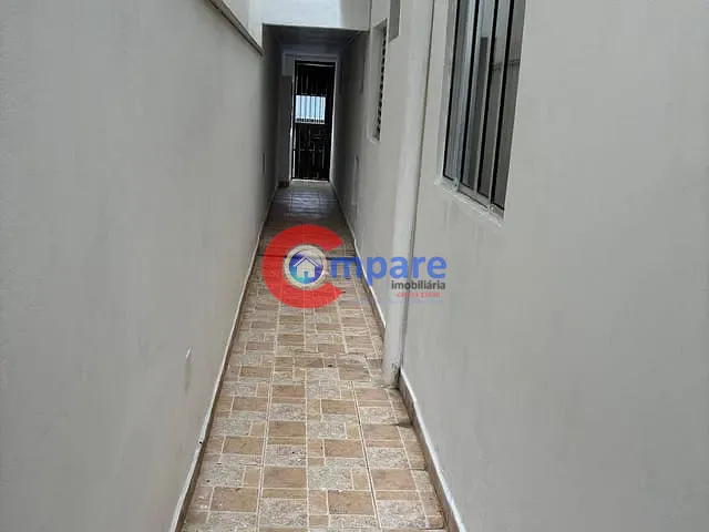 Casa 1 quarto e 1 banheiro, para alugar, no bairro Parque Continental I em Guarulhos