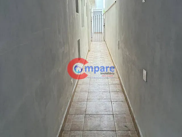 Casa 1 quarto e 1 banheiro, para alugar, no bairro Parque Continental I em Guarulhos