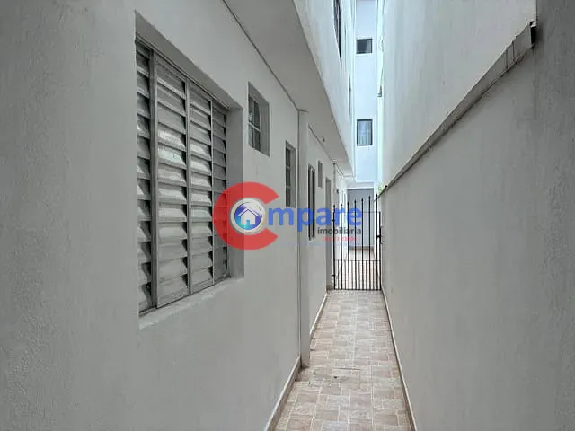 Casa 1 quarto e 1 banheiro, para alugar, no bairro Parque Continental I em Guarulhos