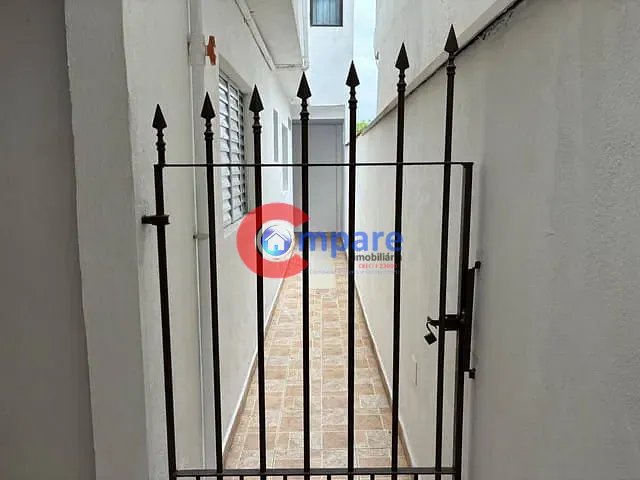 Casa 1 quarto e 1 banheiro, para alugar, no bairro Parque Continental I em Guarulhos