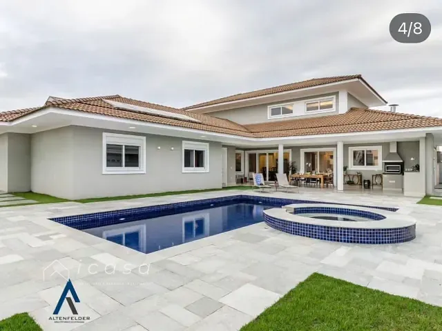 Casa com 1200m² 5 quartos e 7 banheiros, à venda ou para alugar, no bairro Condomínio Chácara Serimbura em São José dos Campos