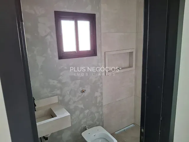 Casa com 200m² 3 quartos e 4 banheiros, à venda, no bairro Wanel Ville em Sorocaba