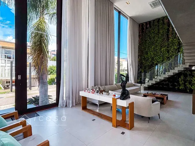 Casa com 505m² 4 quartos e 6 banheiros, à venda ou para alugar, no bairro Condomínio Residencial Alphaville II em São José dos Campos