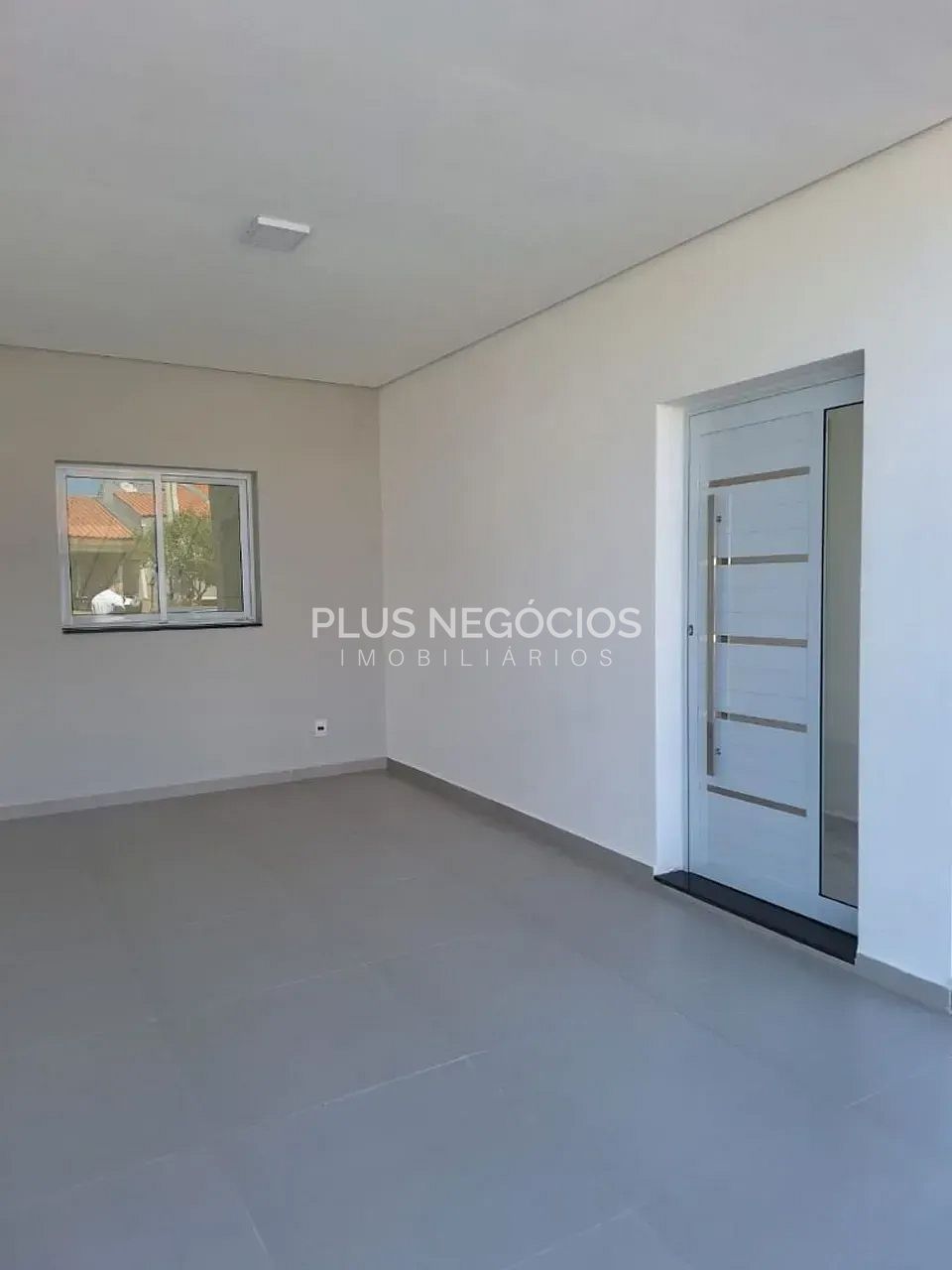 Casa à venda com 3 quartos, 95m² - Foto 2