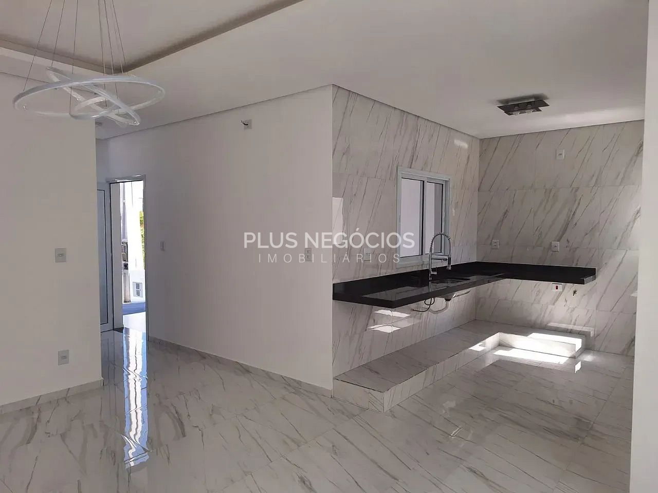 Casa à venda com 3 quartos, 95m² - Foto 14