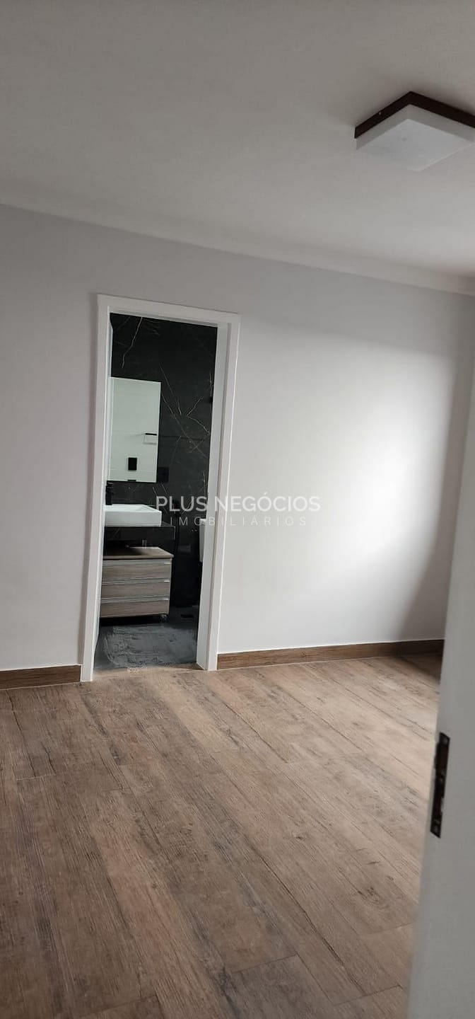 Casa à venda com 3 quartos, 148m² - Foto 9