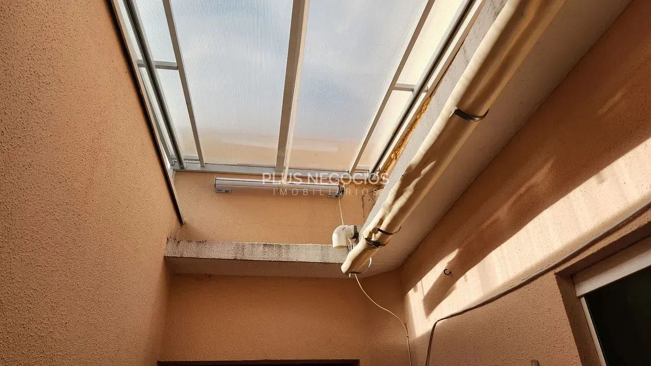 Casa à venda com 2 quartos, 100m² - Foto 6