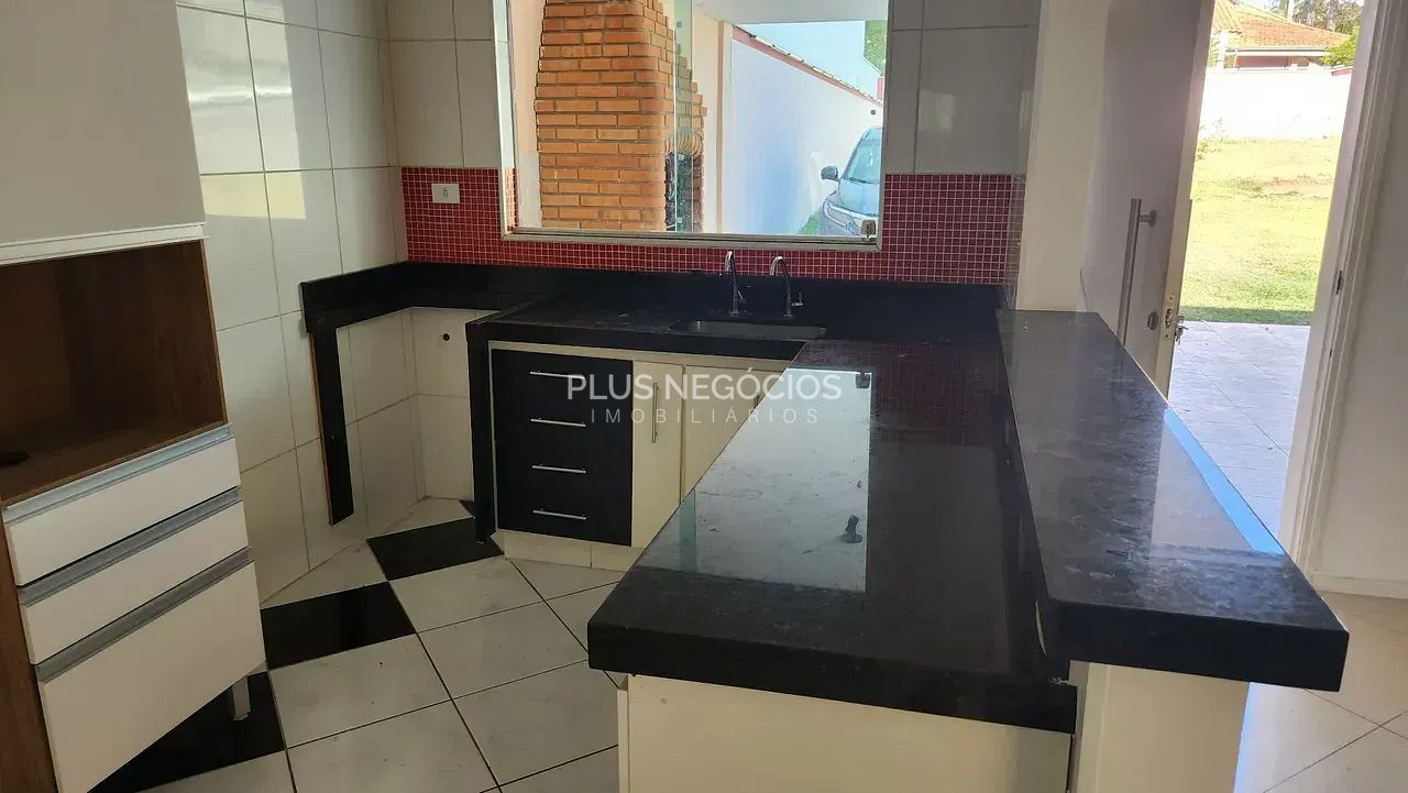 Casa à venda com 2 quartos, 100m² - Foto 10