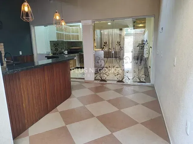 Casa com 200m² 3 quartos e 4 banheiros, à venda, no bairro Jardim São Judas Tadeu em Sorocaba