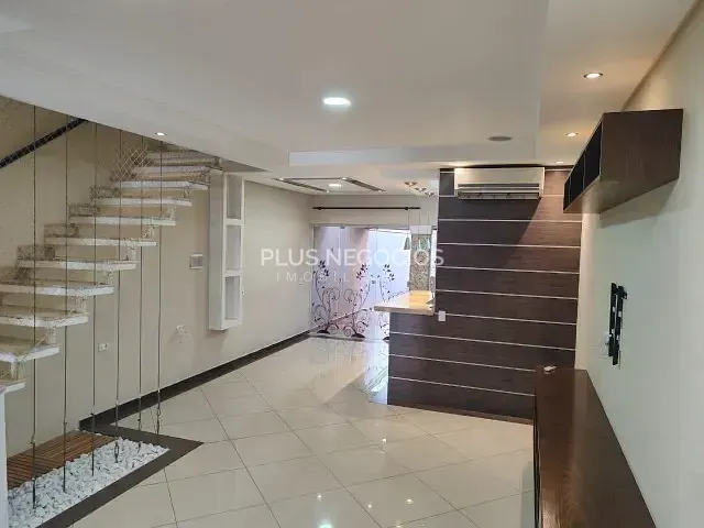 Casa com 200m² 3 quartos e 4 banheiros, à venda, no bairro Jardim São Judas Tadeu em Sorocaba