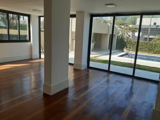 Casa com 560m² 5 quartos e 7 banheiros, à venda, no bairro Alphaville Residencial Dois em Barueri