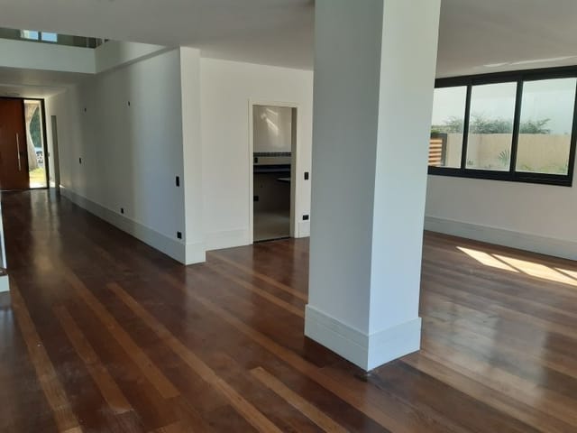 Casa com 560m² 5 quartos e 7 banheiros, à venda, no bairro Alphaville Residencial Dois em Barueri