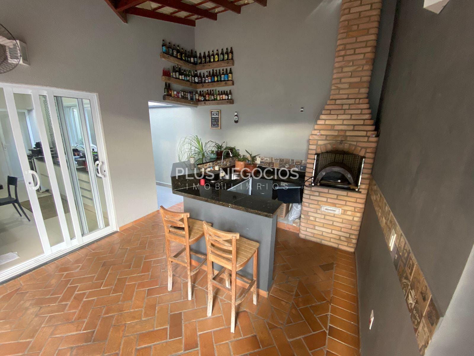 Casa à venda com 3 quartos, 180m² - Foto 25