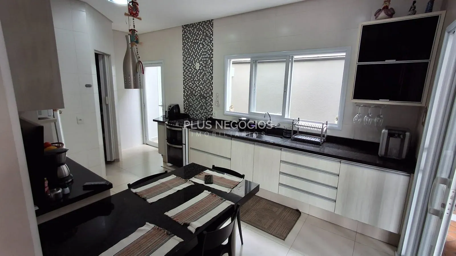Casa, 3 quartos, 180 m² - Foto 10