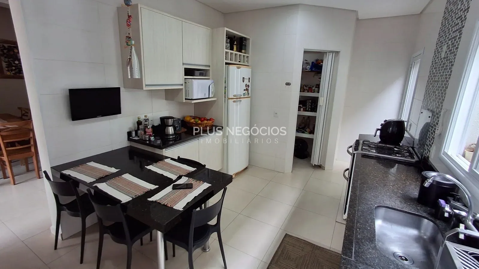 Casa, 3 quartos, 180 m² - Foto 12
