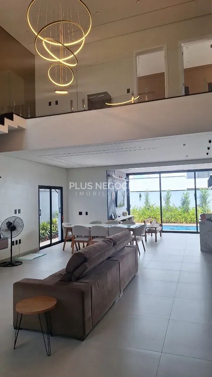 Casa à venda com 3 quartos, 303m² - Foto 9