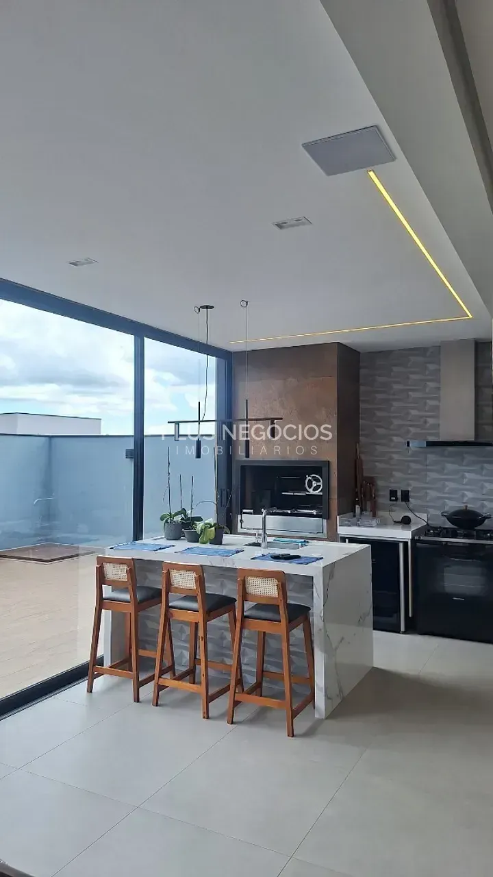 Casa, 3 quartos, 303 m² - Foto 3