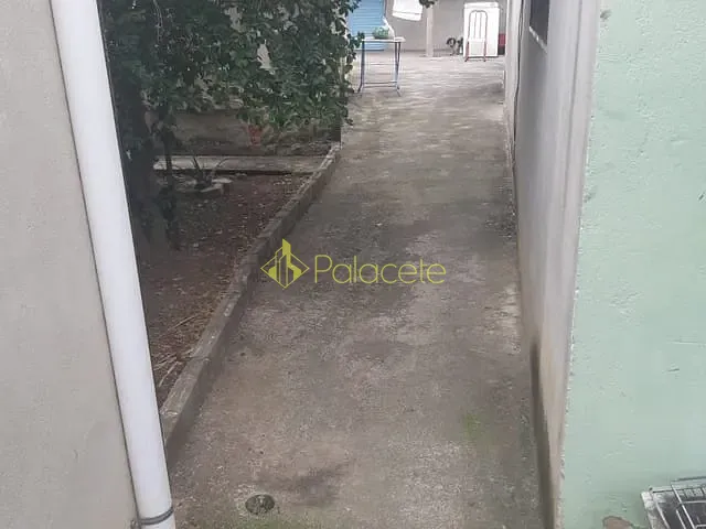 Casa com 300m², à venda, no bairro Itaguaçú em Aparecida