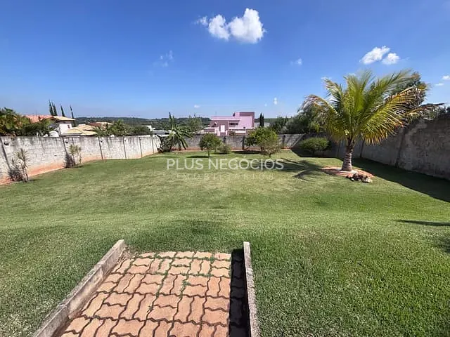 Casa com 1000m² 4 quartos e 5 banheiros, à venda, no bairro Jardim Novo Mundo em Sorocaba