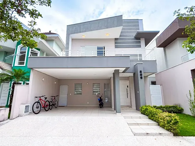 Casa com 252m² 4 quartos e 6 banheiros, à venda, no bairro Urbanova em São José dos Campos
