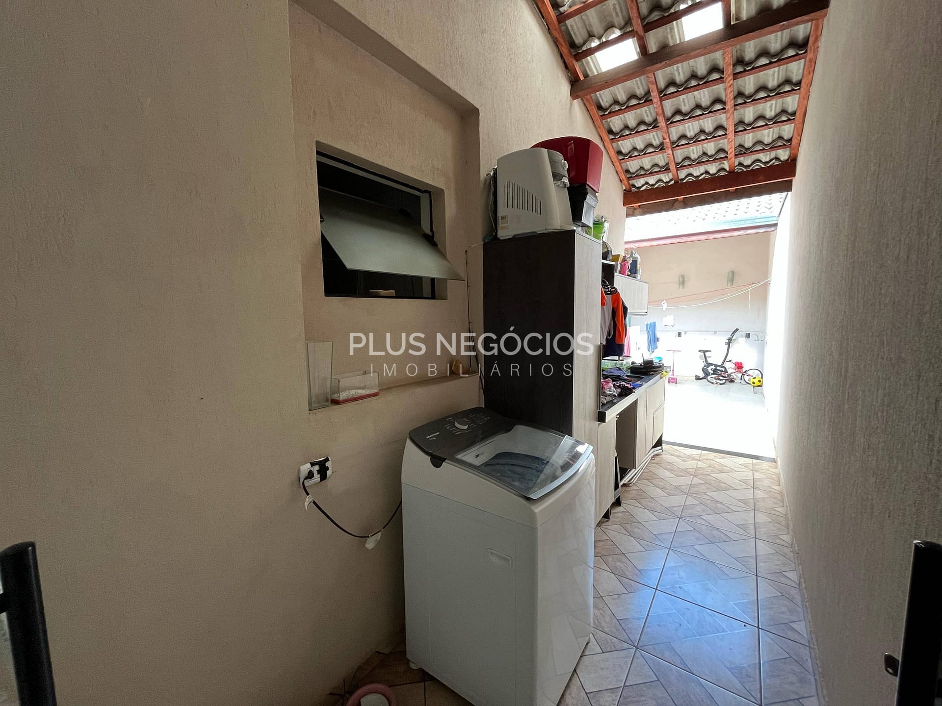 Casa à venda com 3 quartos, 150m² - Foto 9