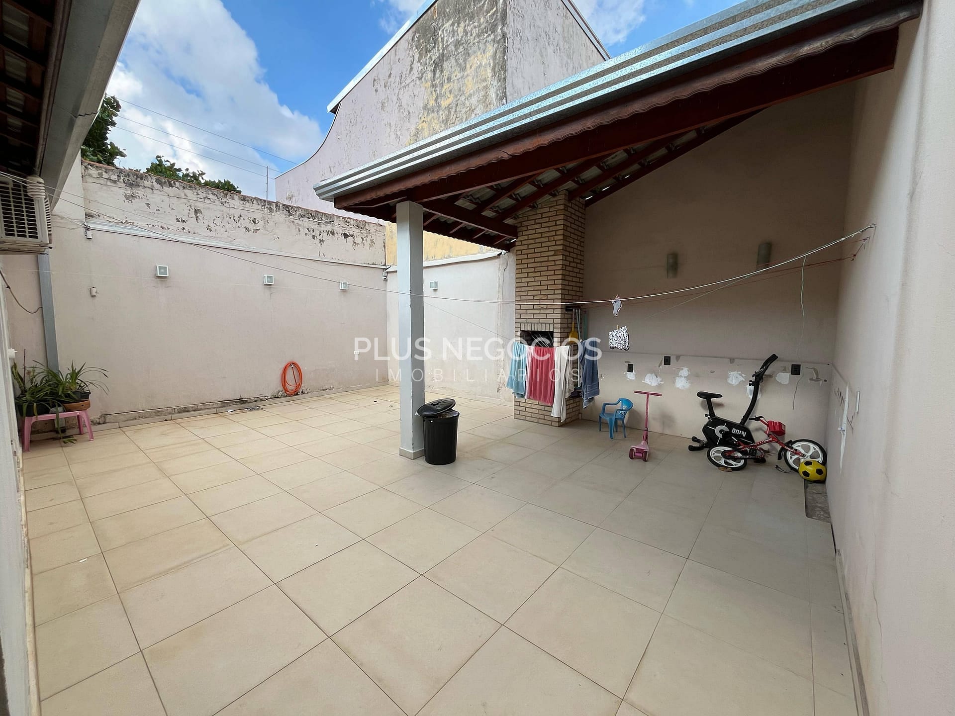 Casa à venda com 3 quartos, 150m² - Foto 13