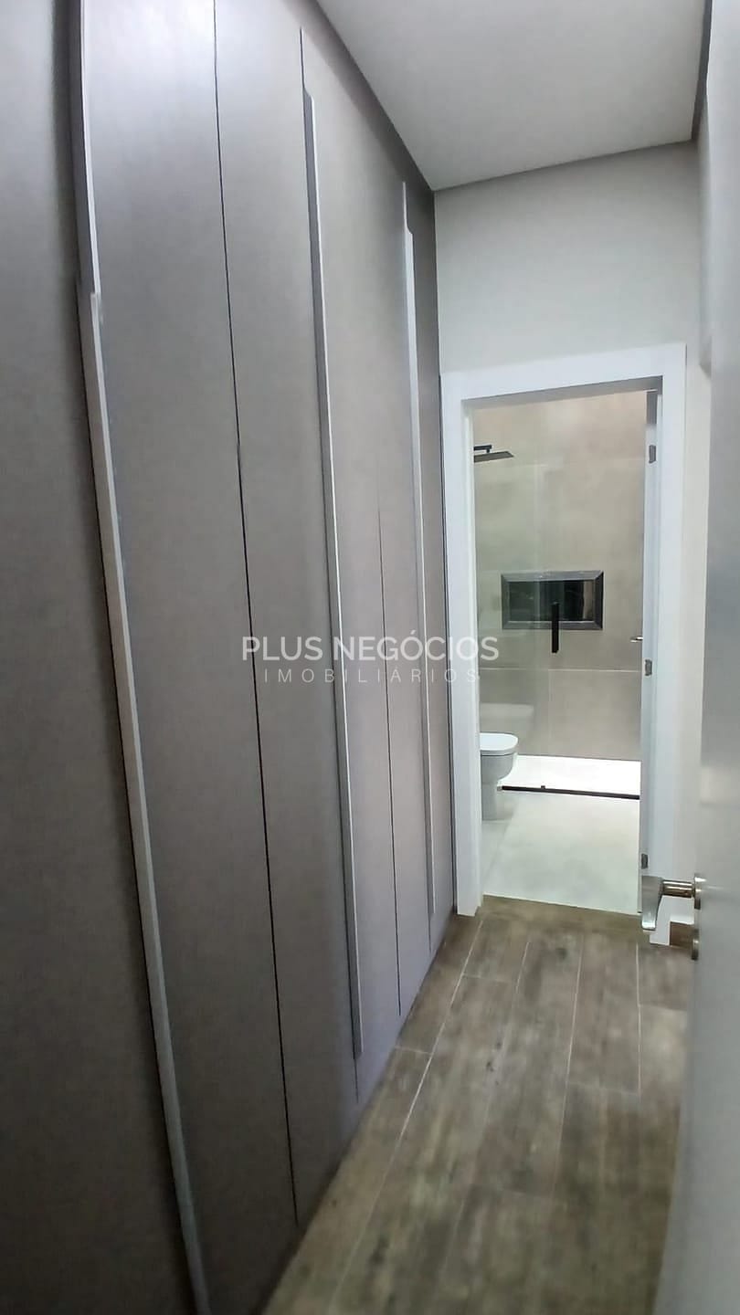 Casa à venda e aluguel com 4 quartos, 260m² - Foto 8