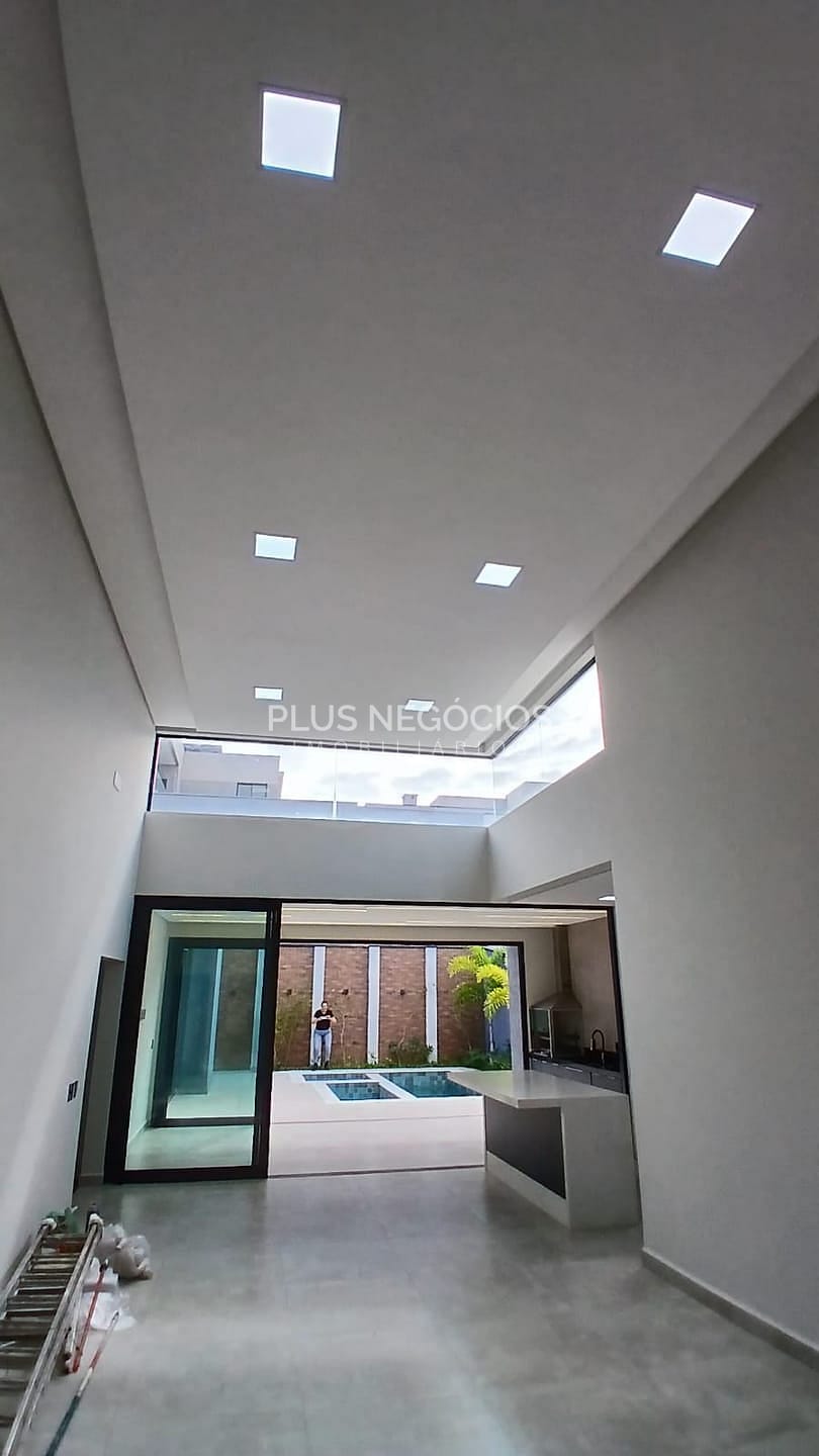 Casa à venda e aluguel com 4 quartos, 260m² - Foto 20