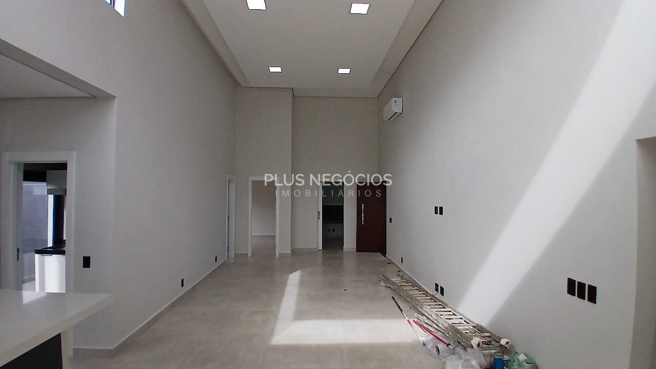 Casa à venda e aluguel com 4 quartos, 260m² - Foto 4