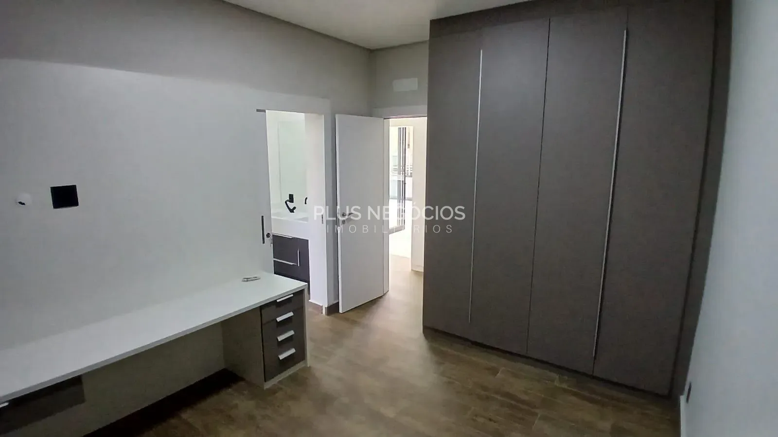 Casa, 4 quartos, 260 m² - Foto 9