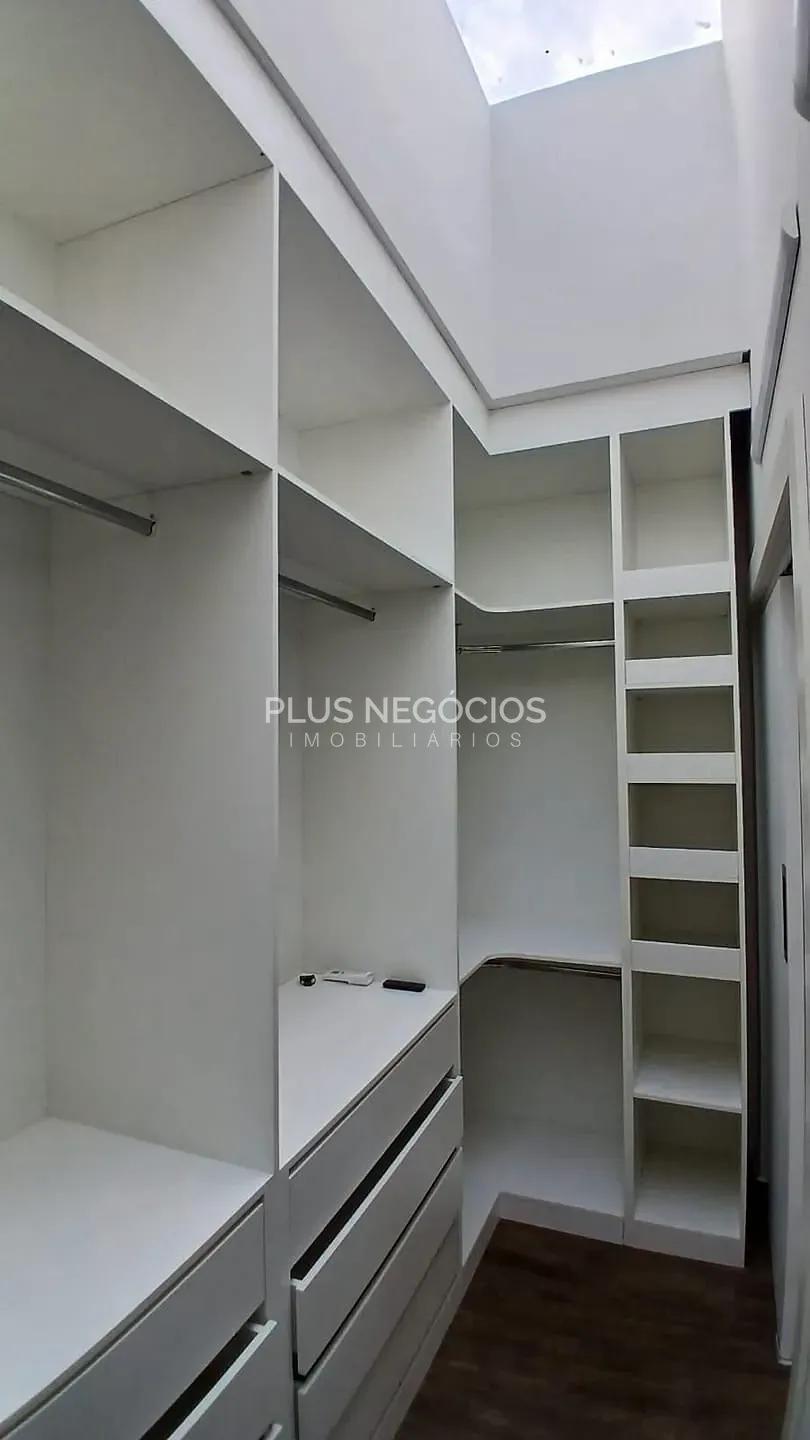 Casa, 4 quartos, 260 m² - Foto 19