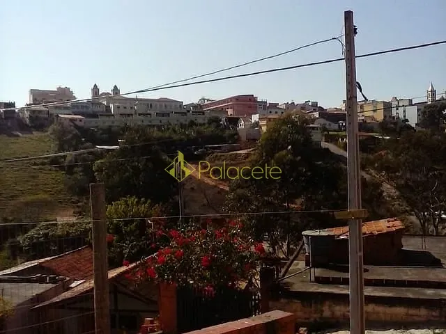 Casa com 485m² 3 quartos e 2 banheiros, à venda, no bairro Parque das Montanhas em Cunha