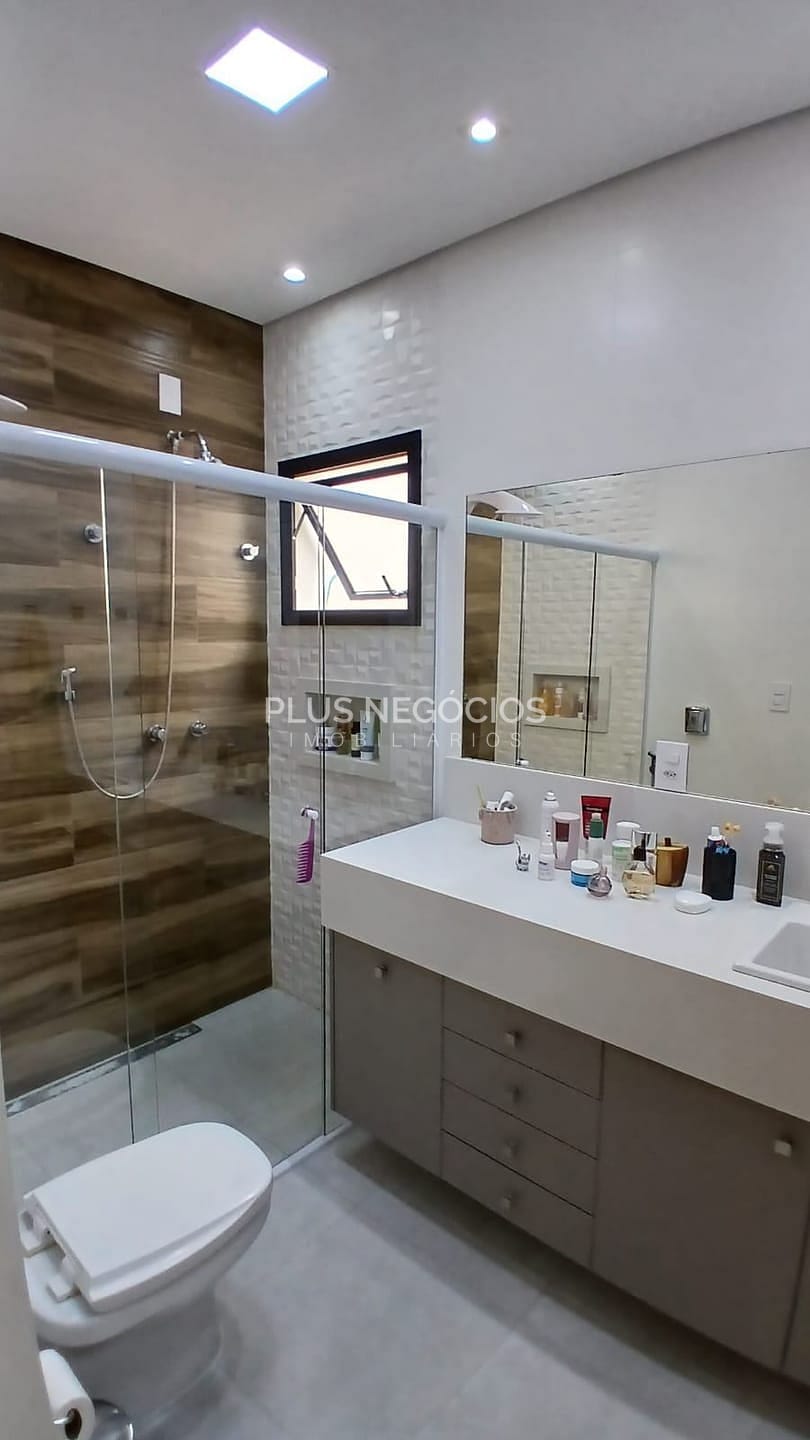 Casa à venda com 4 quartos, 265m² - Foto 8