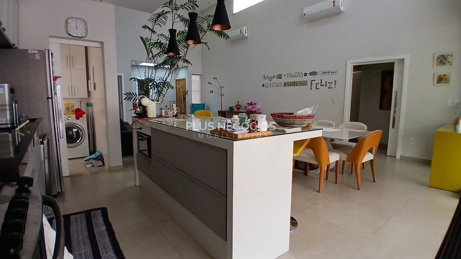 Casa à venda com 4 quartos, 265m² - Foto 31