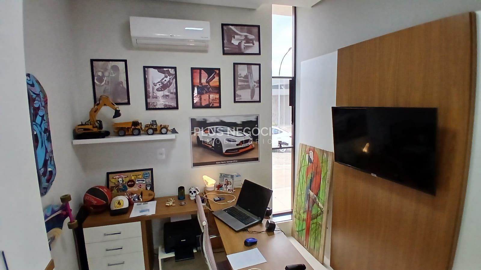 Casa à venda com 4 quartos, 265m² - Foto 36