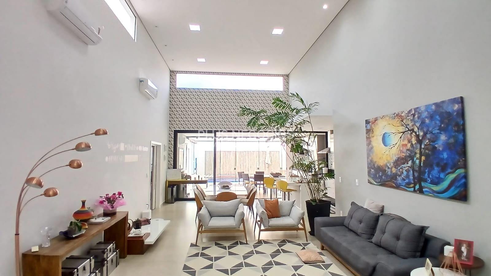 Casa à venda com 4 quartos, 265m² - Foto 3